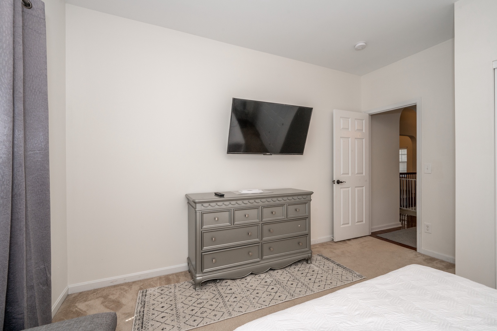 The 2nd floor offers comfortable queen bedrooms, both with Smart TVs