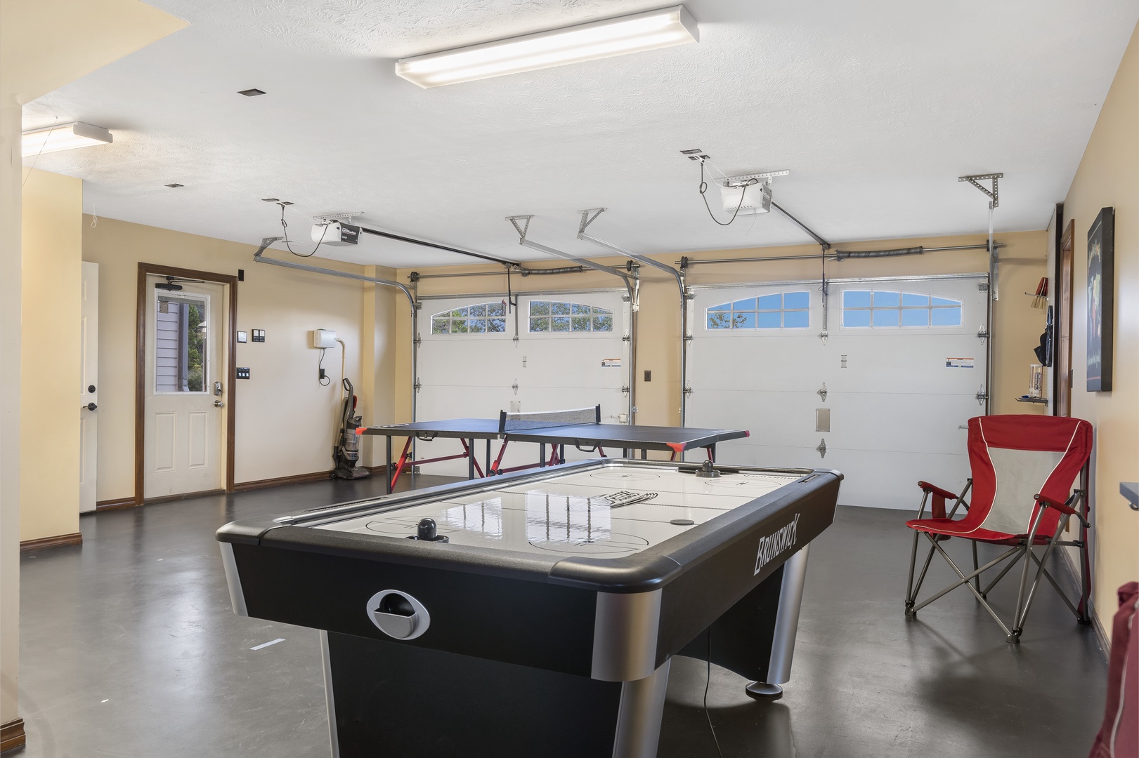 Billiards, ping pong, and air hockey all accessible for some good fun!