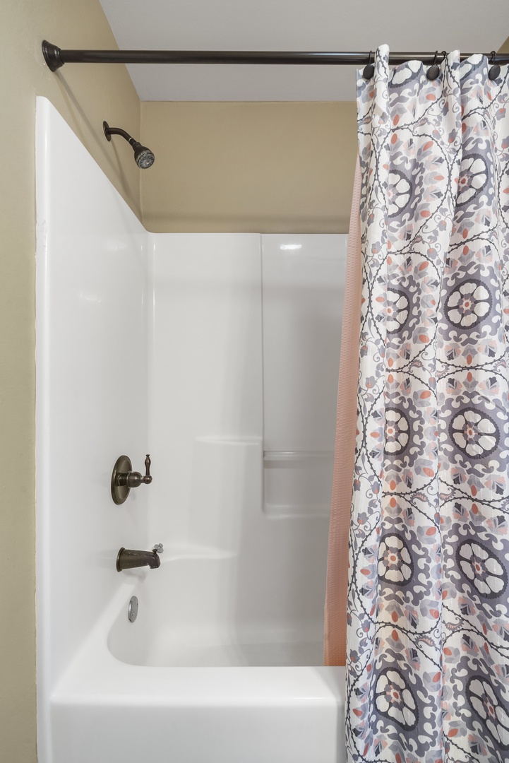Bathroom #3 Shower/Tub Combo