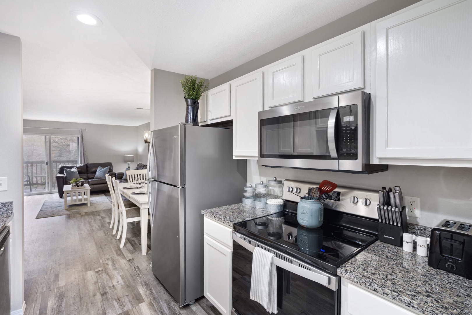 Full kitchen with stainless-steel appliances (Unit #4)