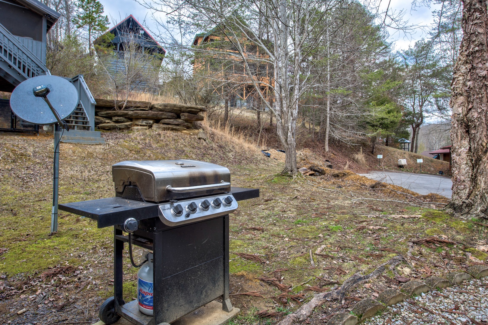 Relax in the back yard while you grill up a delightful feast!