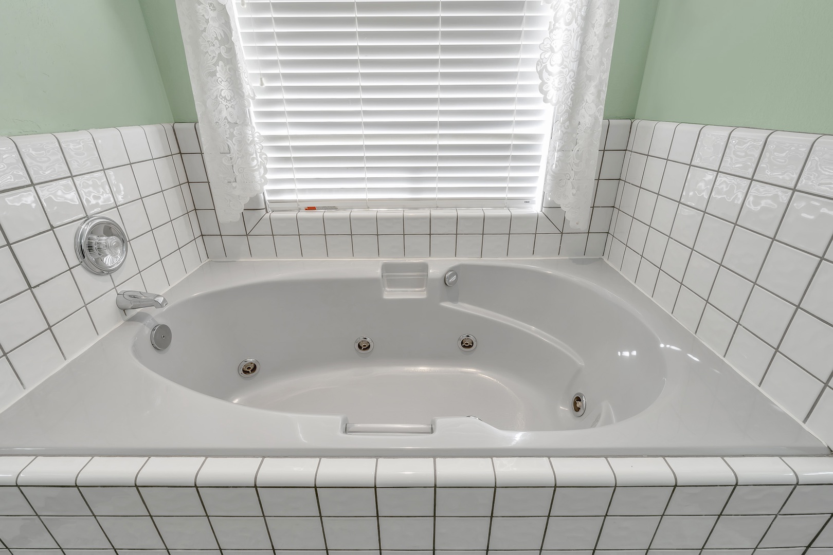 Bathroom #2 Shower and Tub