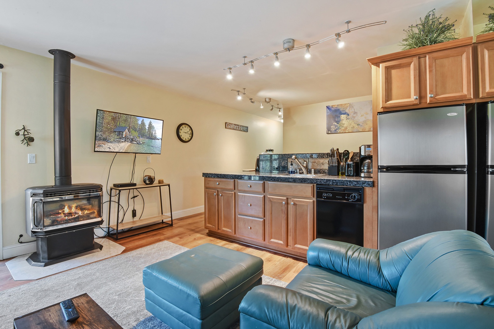3rd floor lock off with kitchenette, living area, bathroom and bedroom