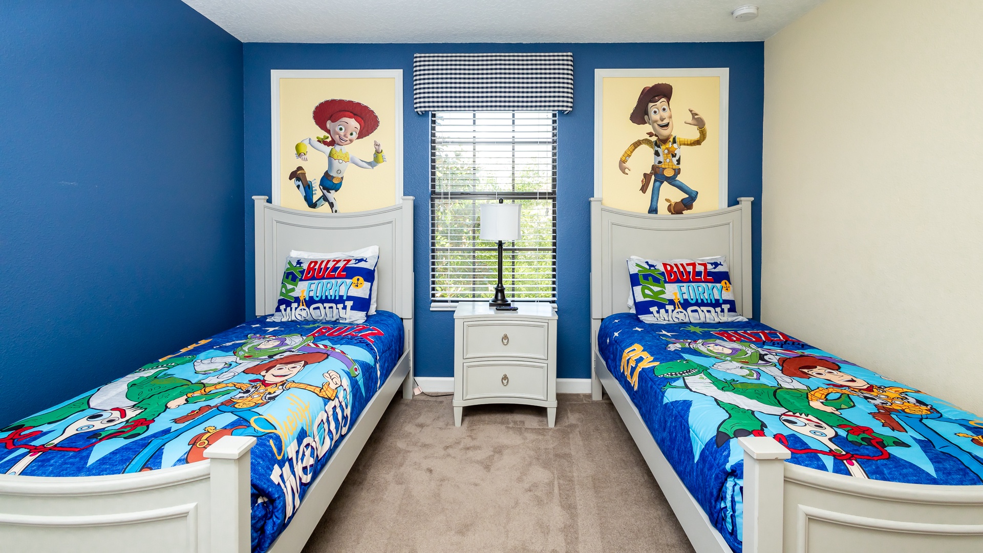 Indulge in whimsical dreams with playful themed bedrooms