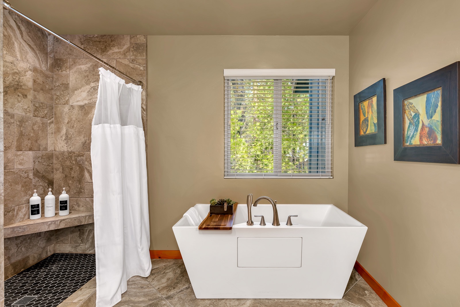 Soak your cares away in the master en suite’s soaking tub