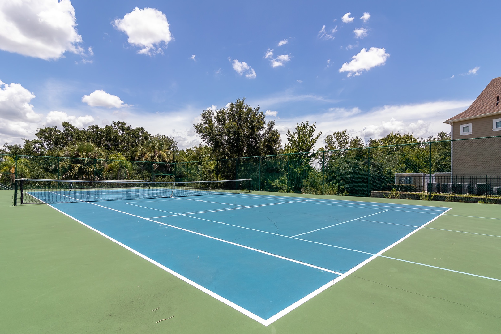 Oakwater Complex Tennis Court