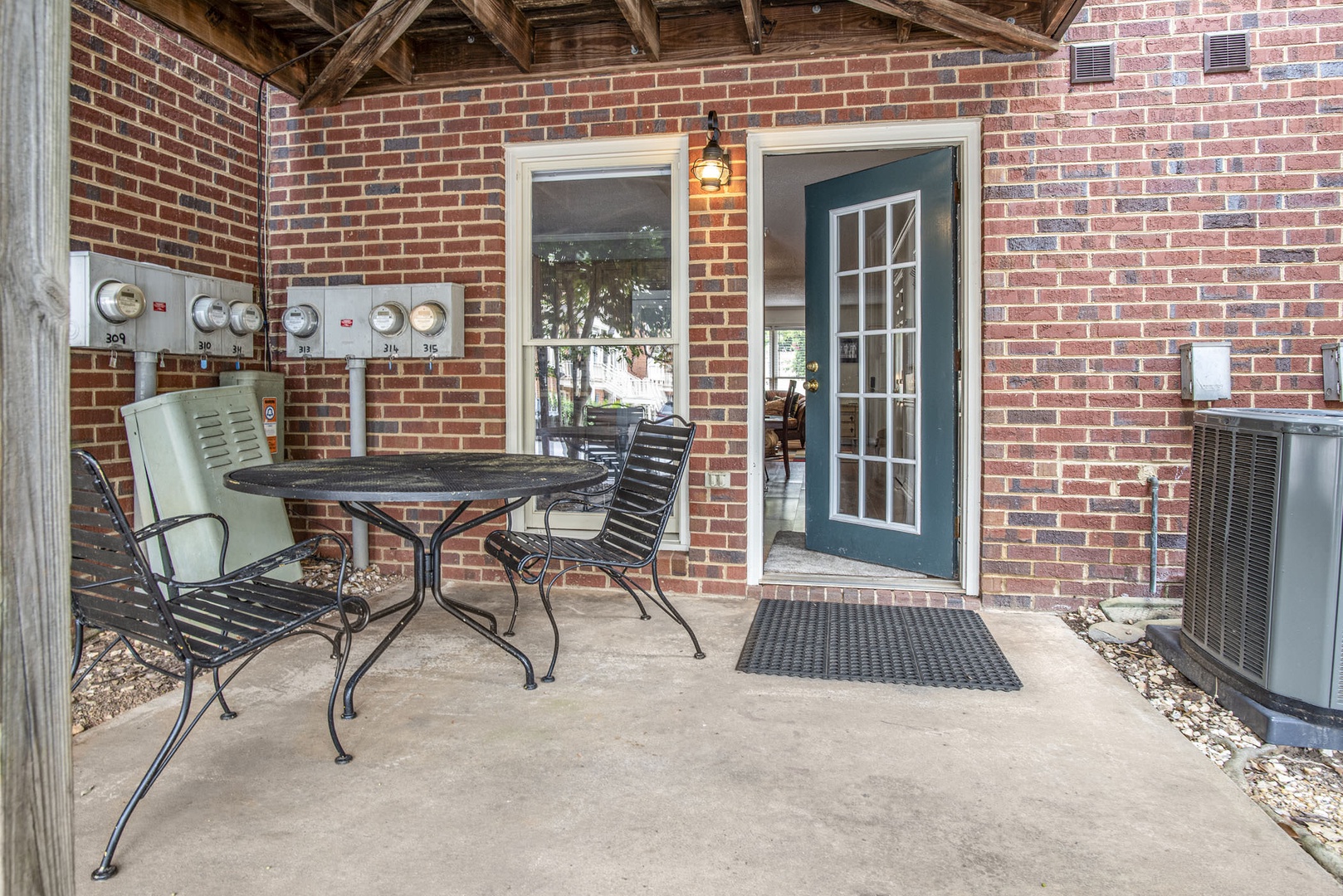 Outdoor seating and front entry