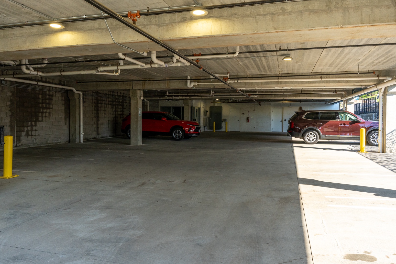 This condo offers garage parking for up to 1 vehicle