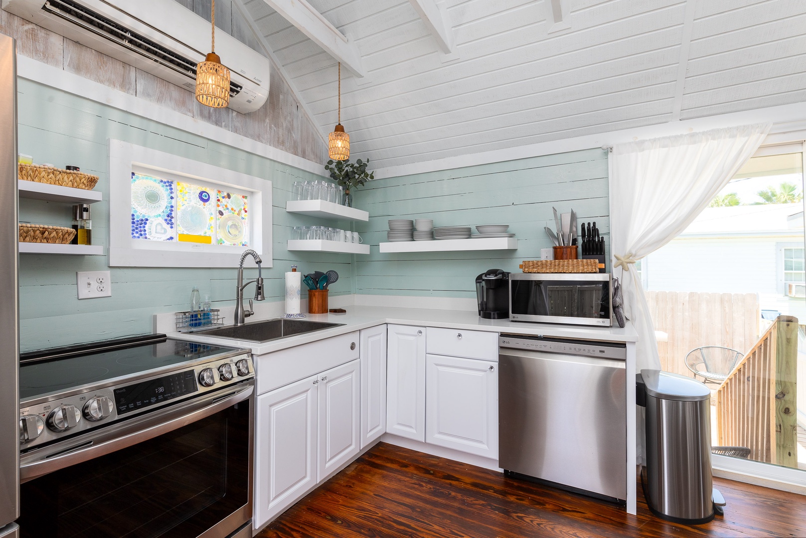 The delightful coastal kitchen is well-equipped for your visit to Port Aransas
