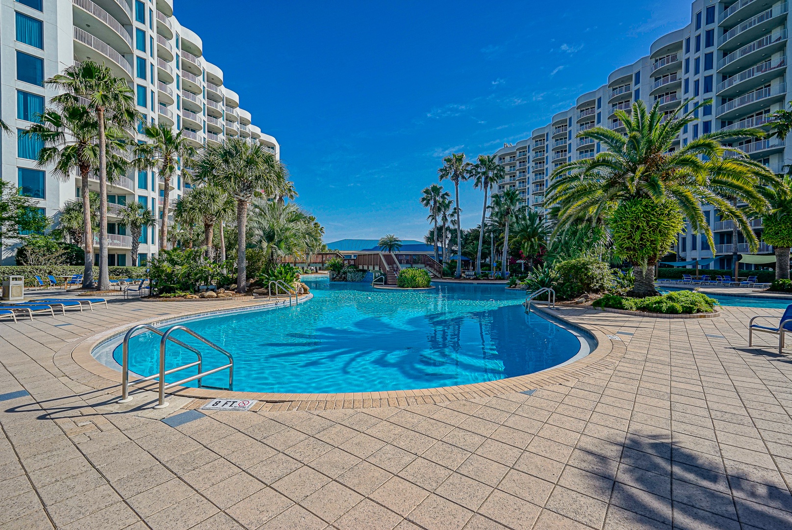 Make a splash or relax the day away at the sparkling communal pool