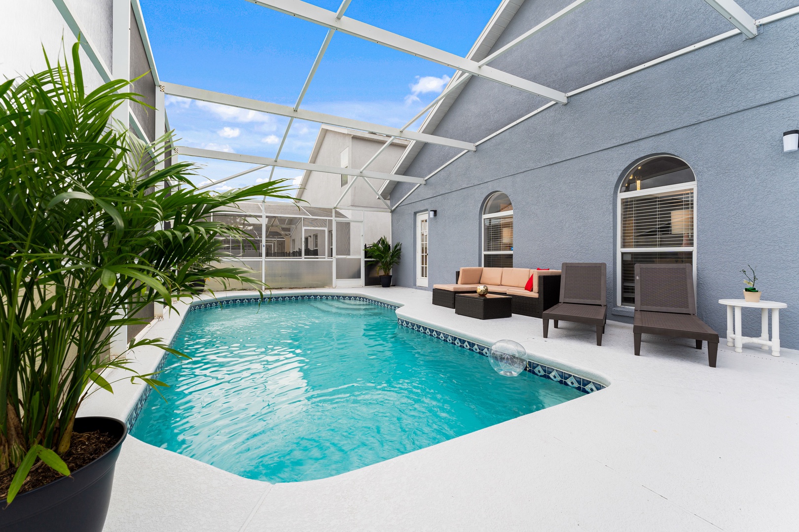 Make a splash in the private pool or lounge the day away under the lanai