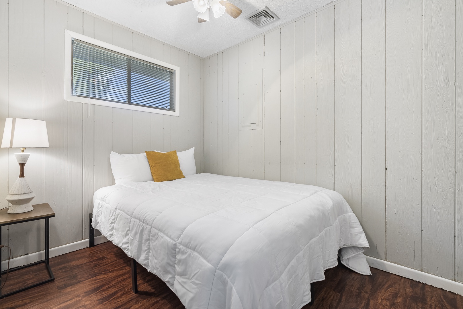 Bedroom #2 with Queen bed