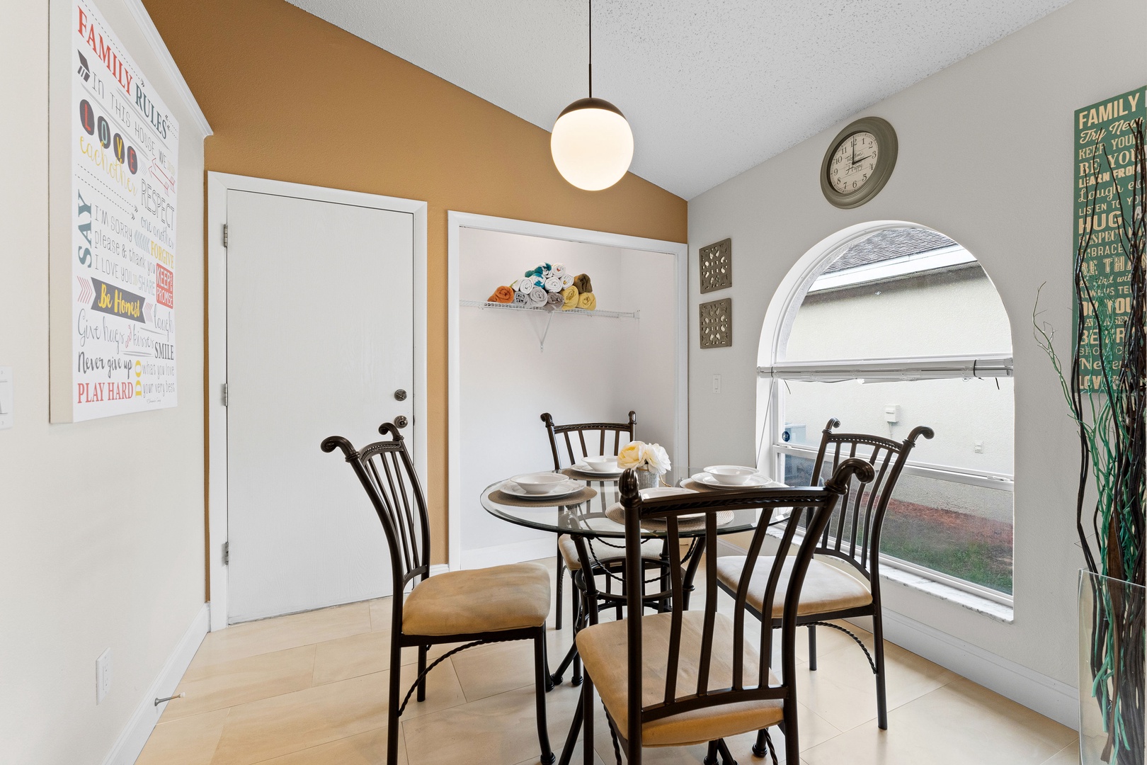 A cozy breakfast nook for 4 near the kitchen