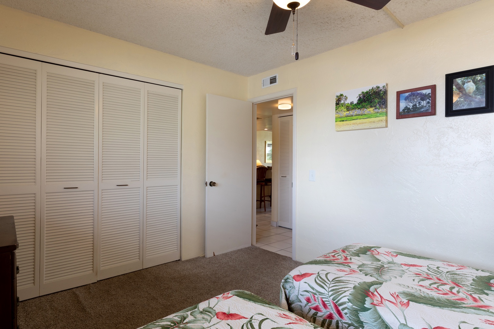 Guest bedroom