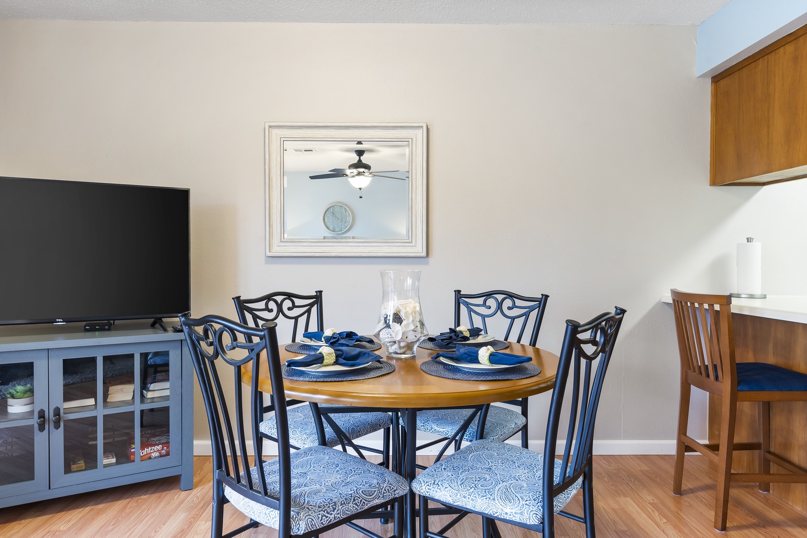 Dining table with seating for 4