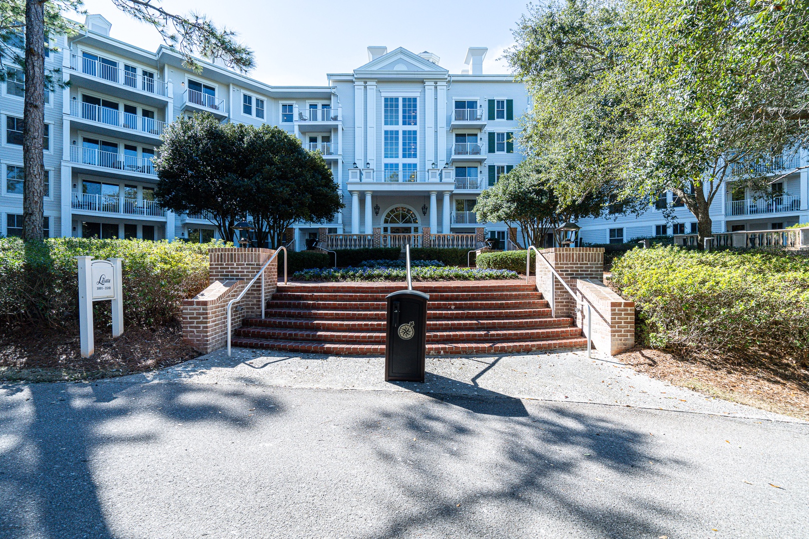 Enjoy your stay at the Grand Sandestin!