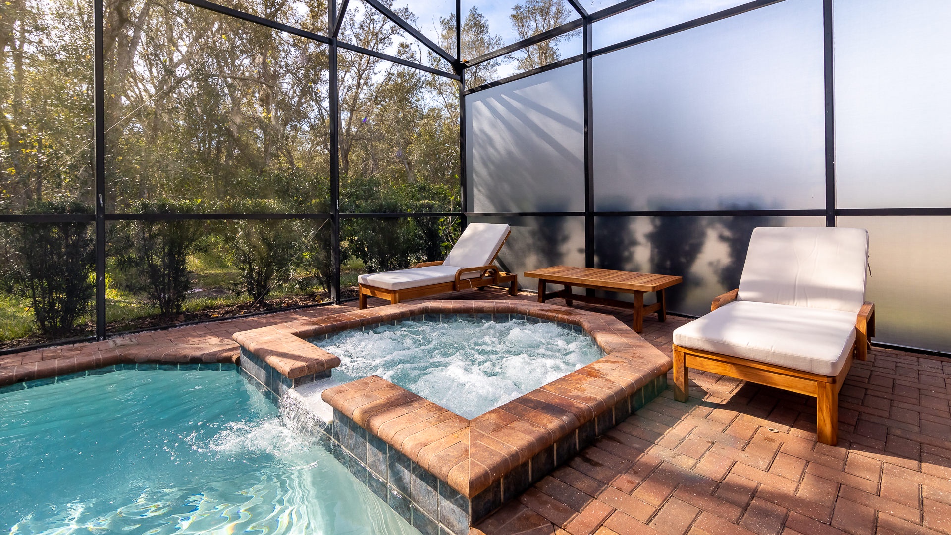 Jacuzzi and pool lounge chairs