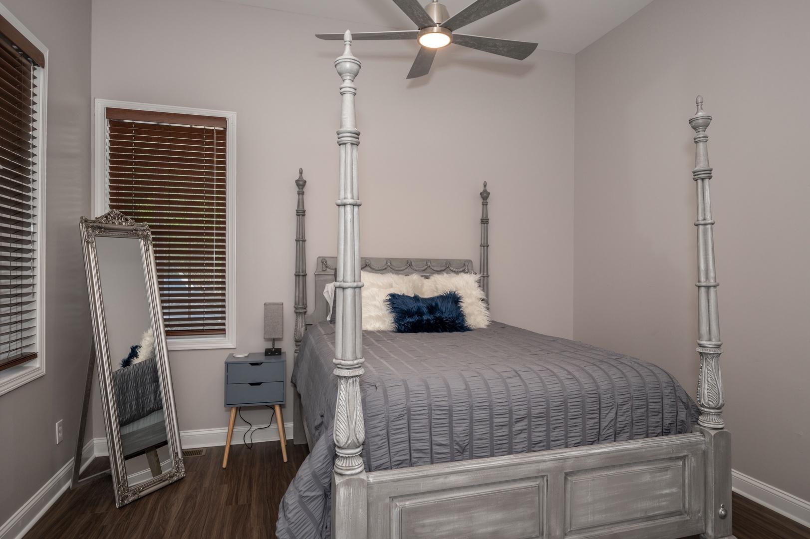 Bedroom #1 Queen Bed