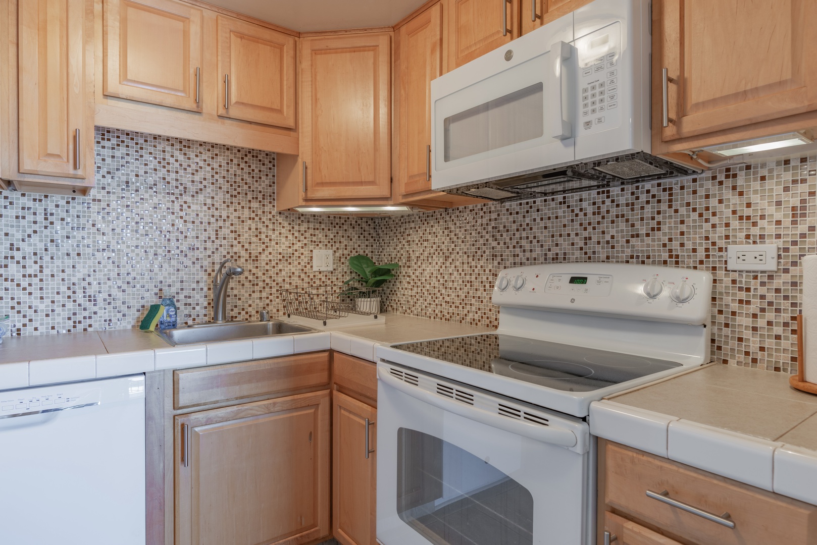 Fully equipped kitchen