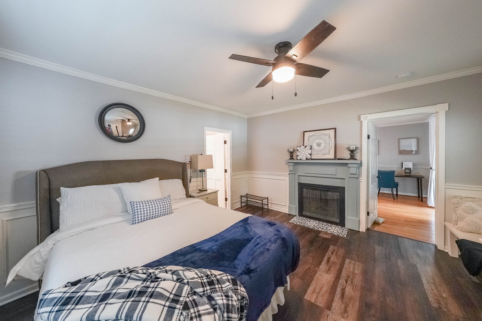 Bedroom 1 with queen bed, Smart TV, and ensuite