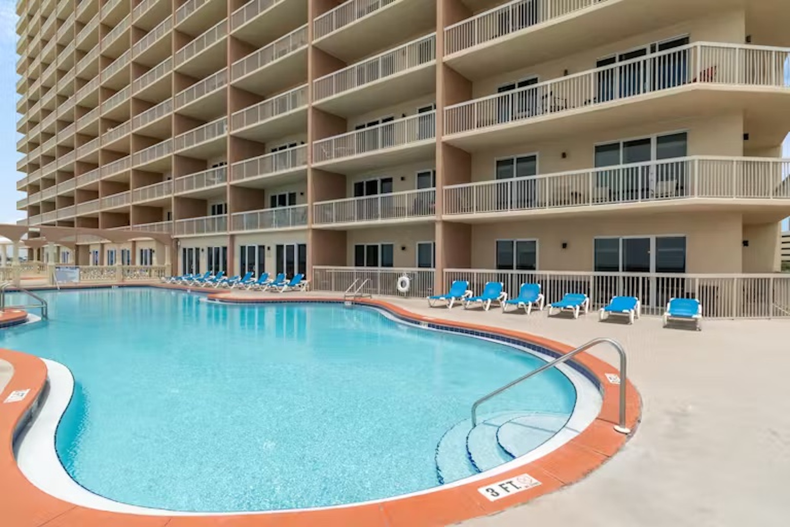 Make a splash & soak in the sun at the sparkling community pool!