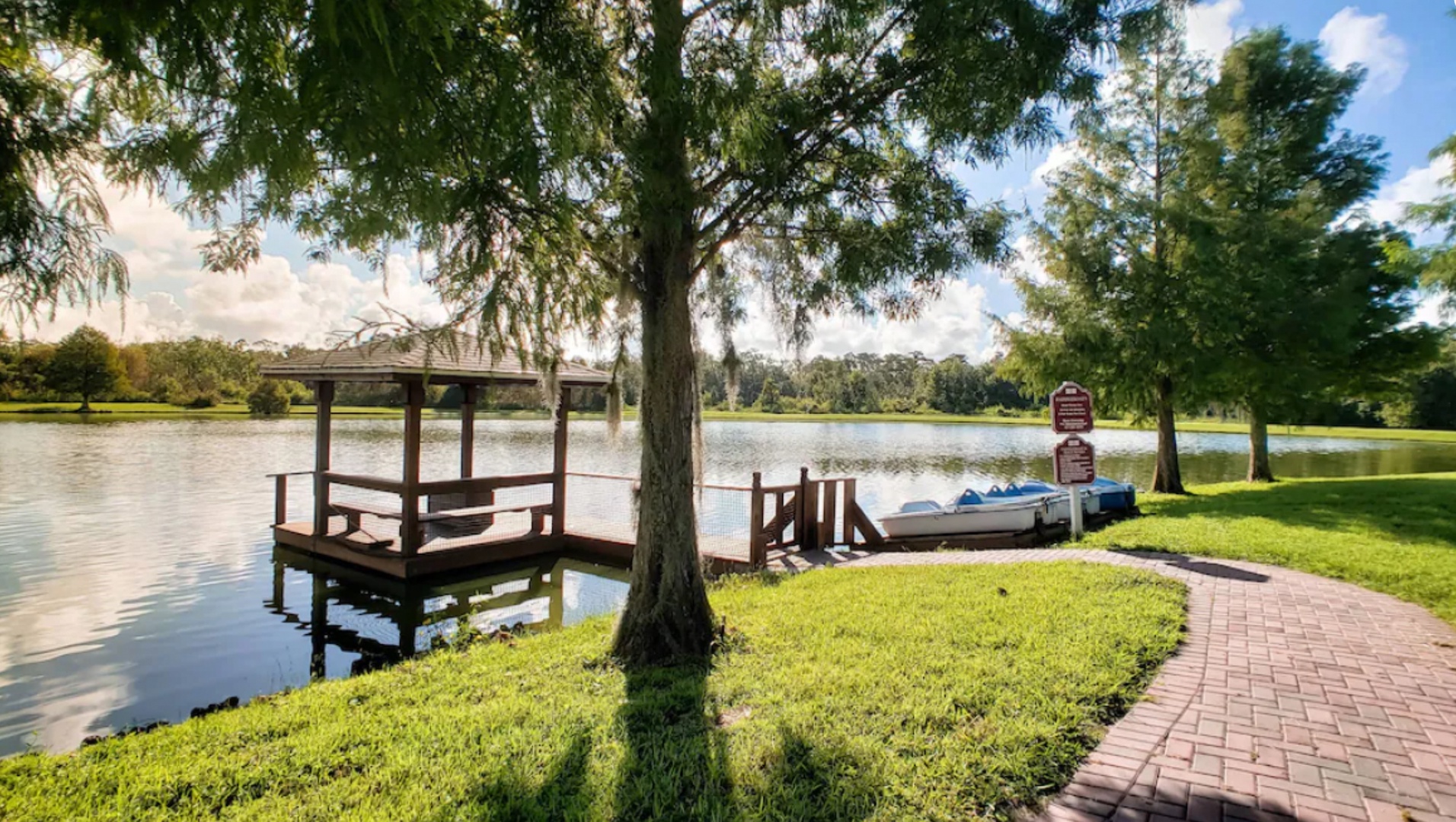 Resort lake