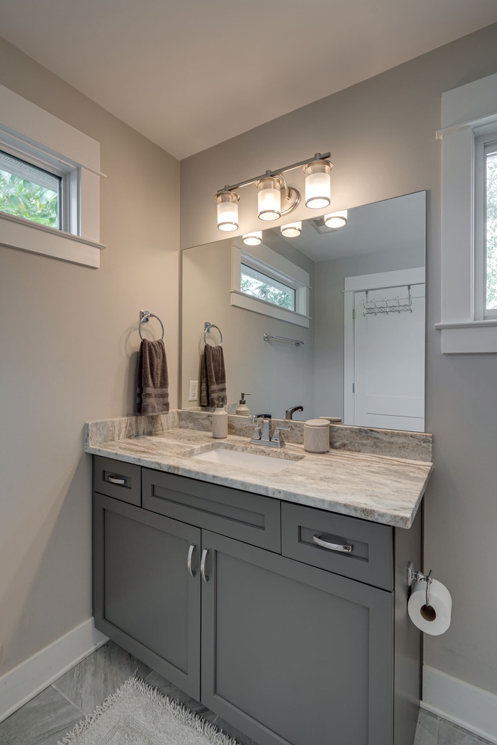Bathroom #2 Shower/Tub Combo