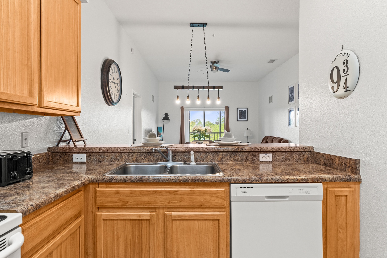 Fully equipped kitchen