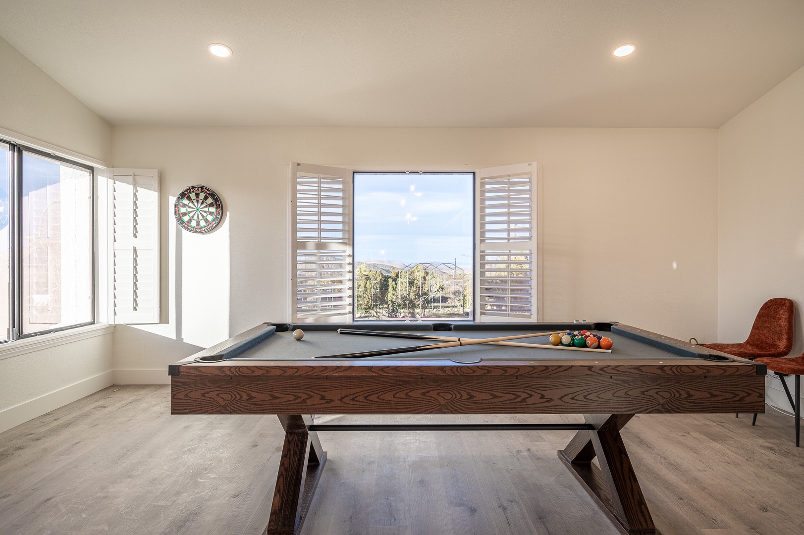 Game room with Pool table and TV