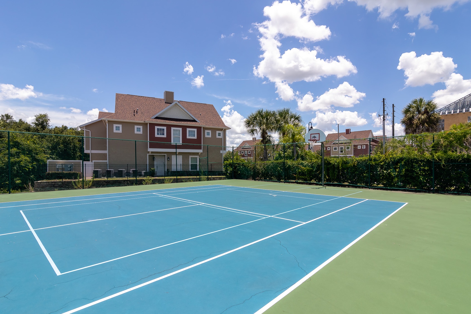 Oakwater Complex Tennis Court
