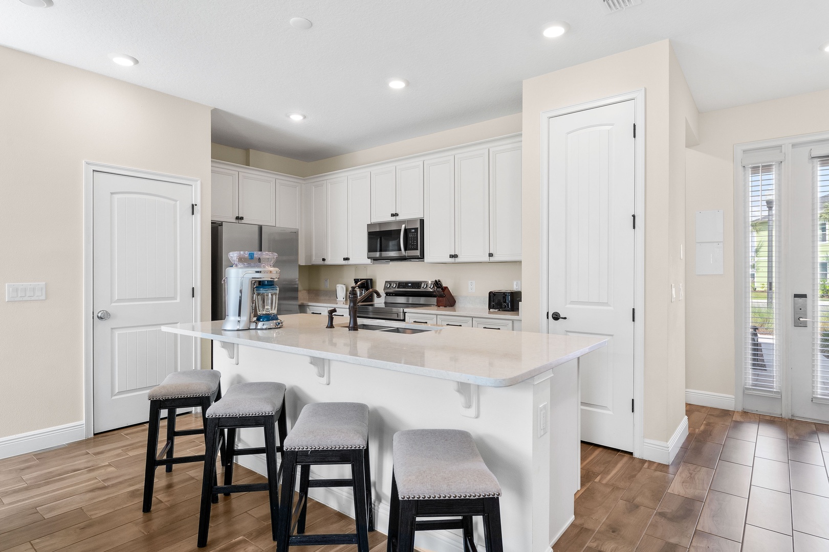 Additional counter seating