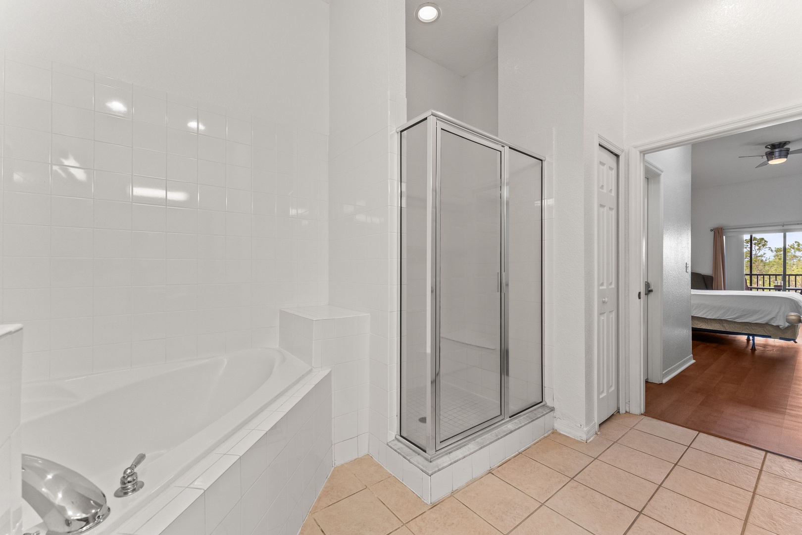 Ensuite bathroom with separate shower, and tub
