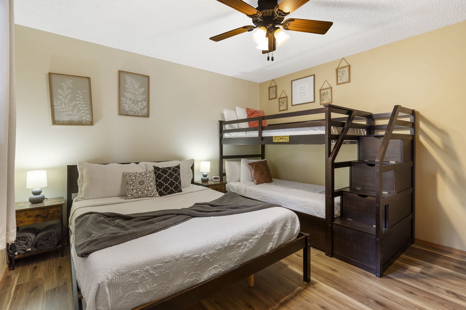 Bedroom 2 with Queen bed, Twin/Twin bunk bed, Twin Trundle, and TV