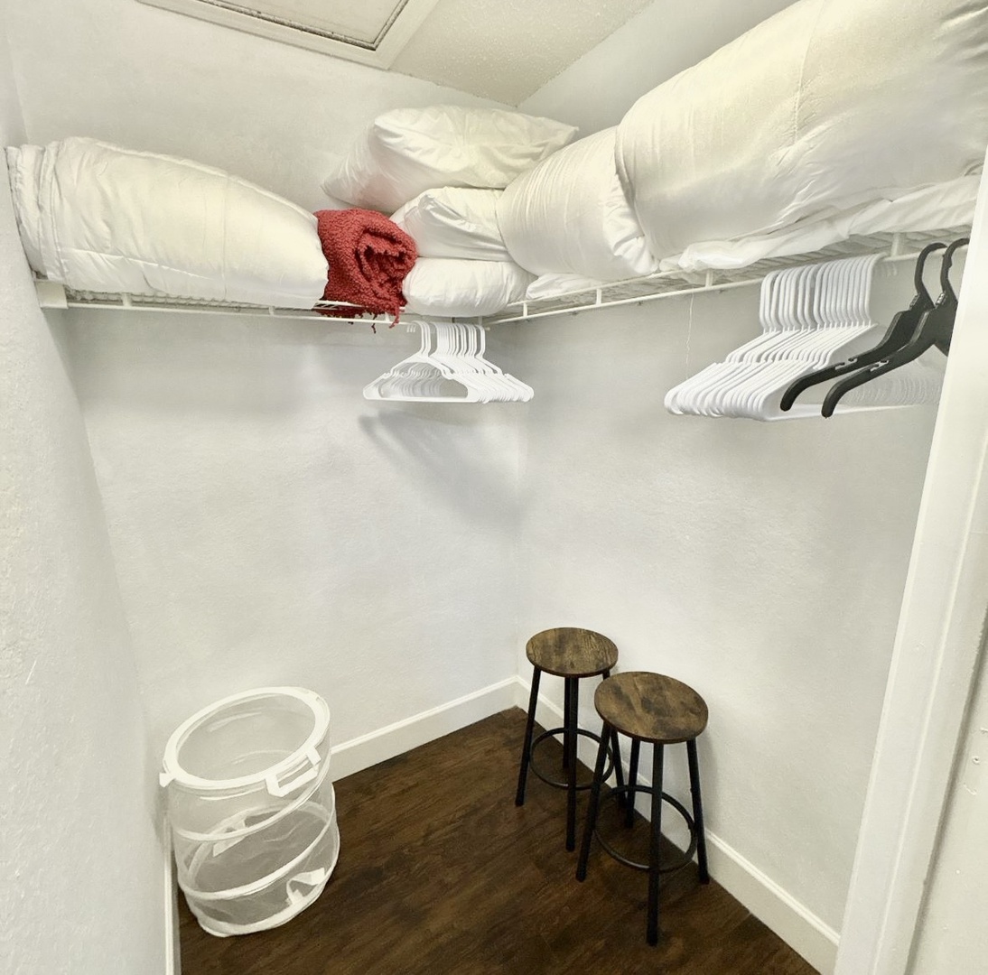 Large Walk in Closet!