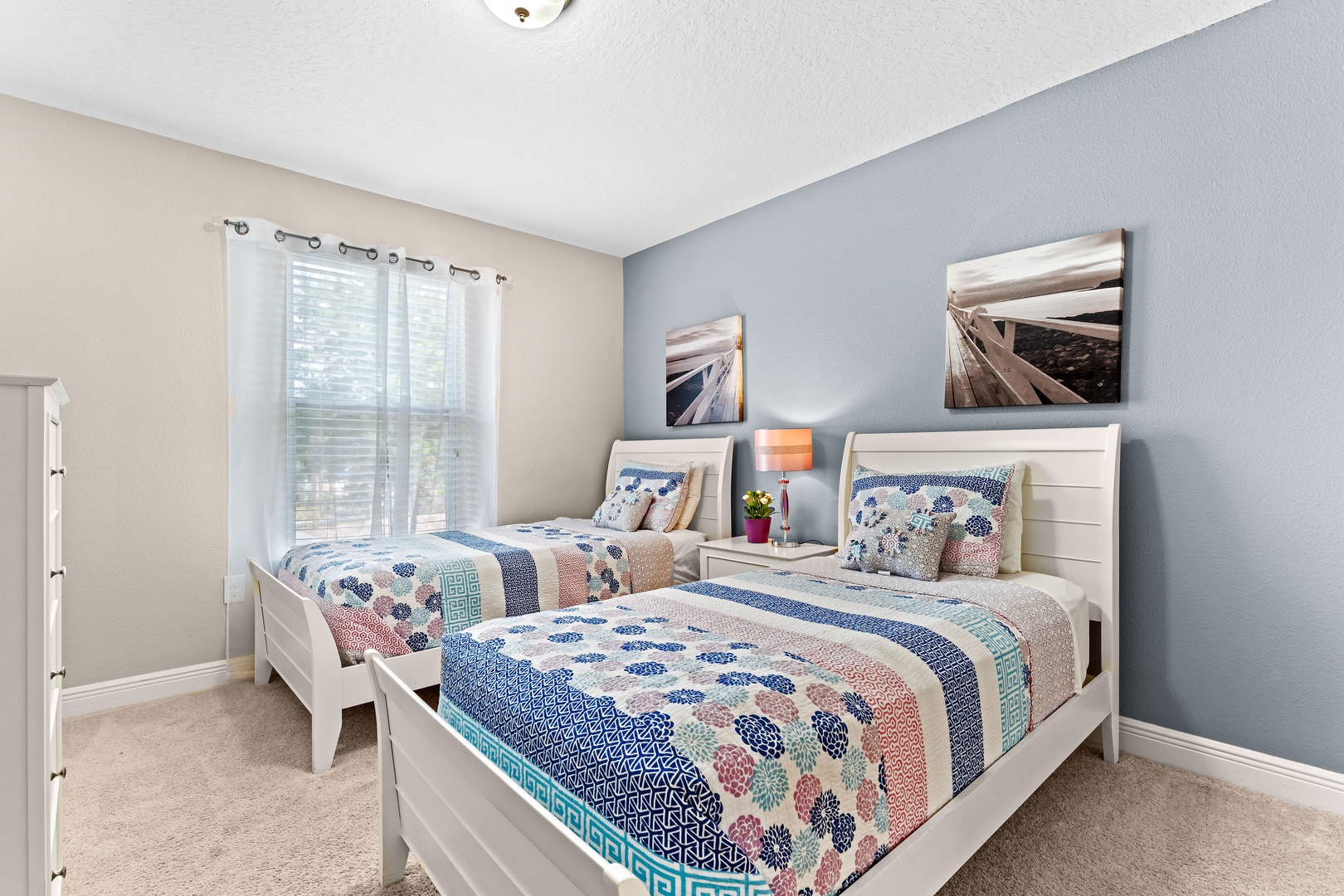 Bedroom 3 with 2 twin beds, Smart TV, and Jack & Jill style ensuite