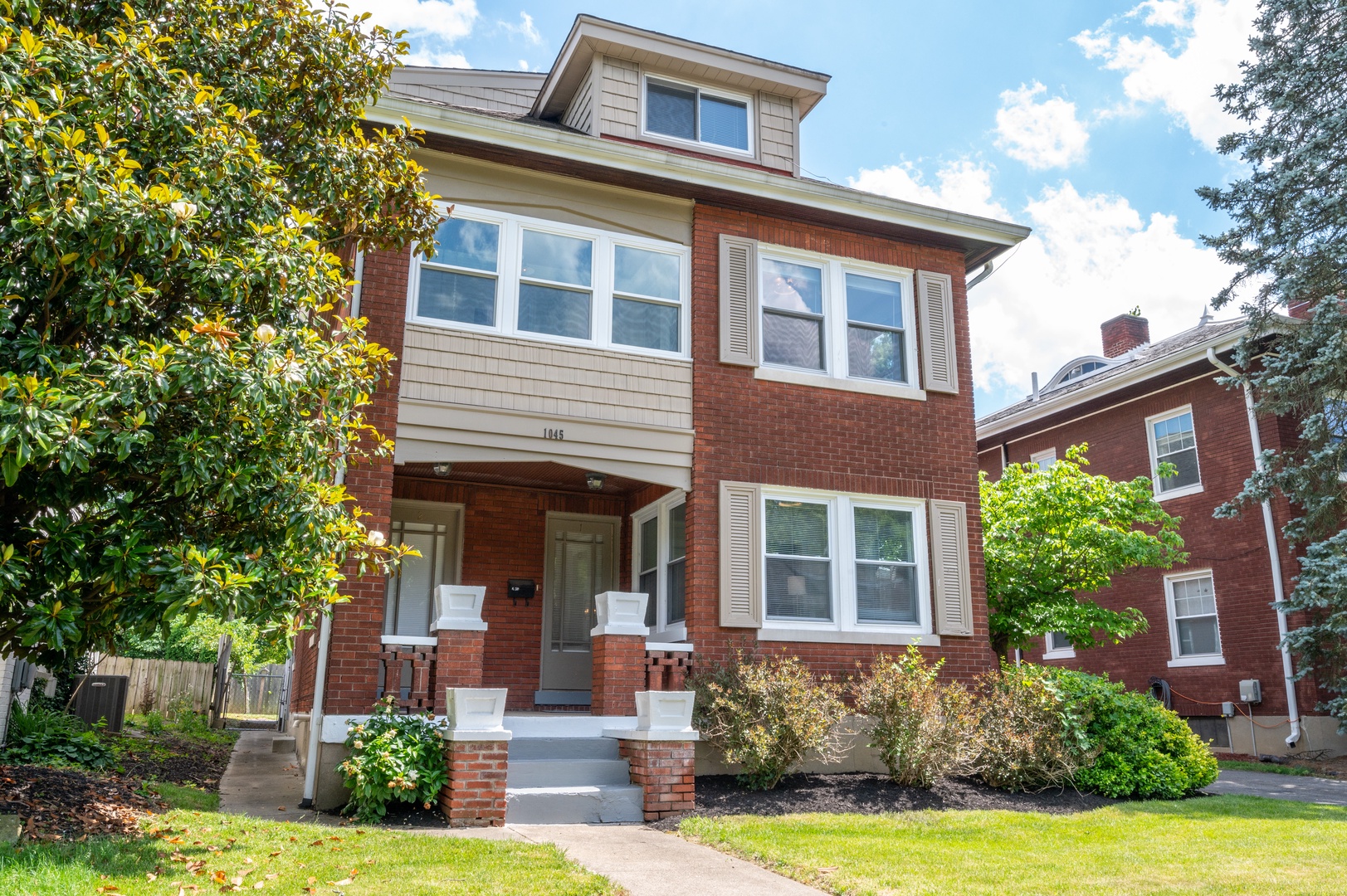 Devou Park Cottage 1