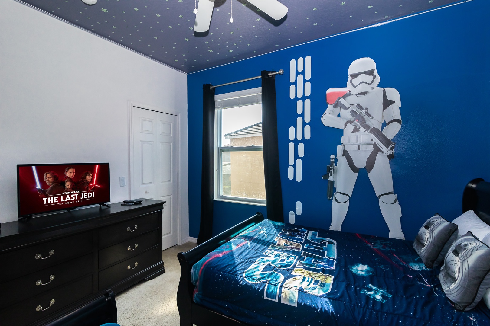 Bedroom 4 Star Wars themed with Full bed, Twin bed, and TV (2nd floor)