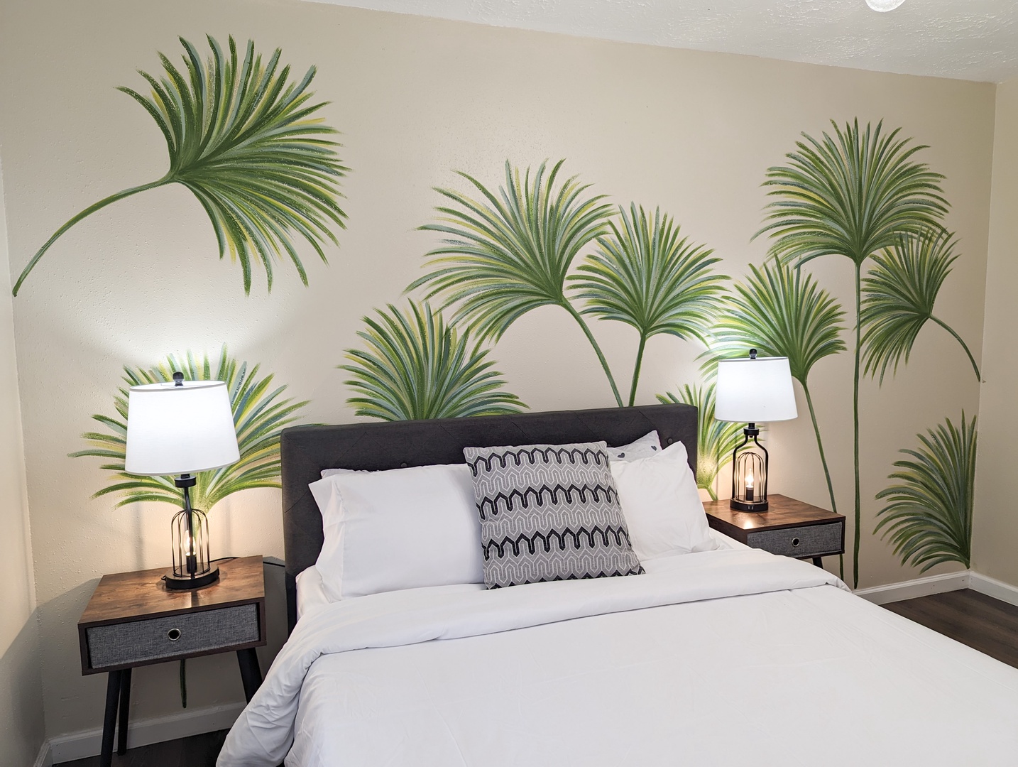 Sway with the palms in the 2nd bedroom, with queen bed & Smart TV