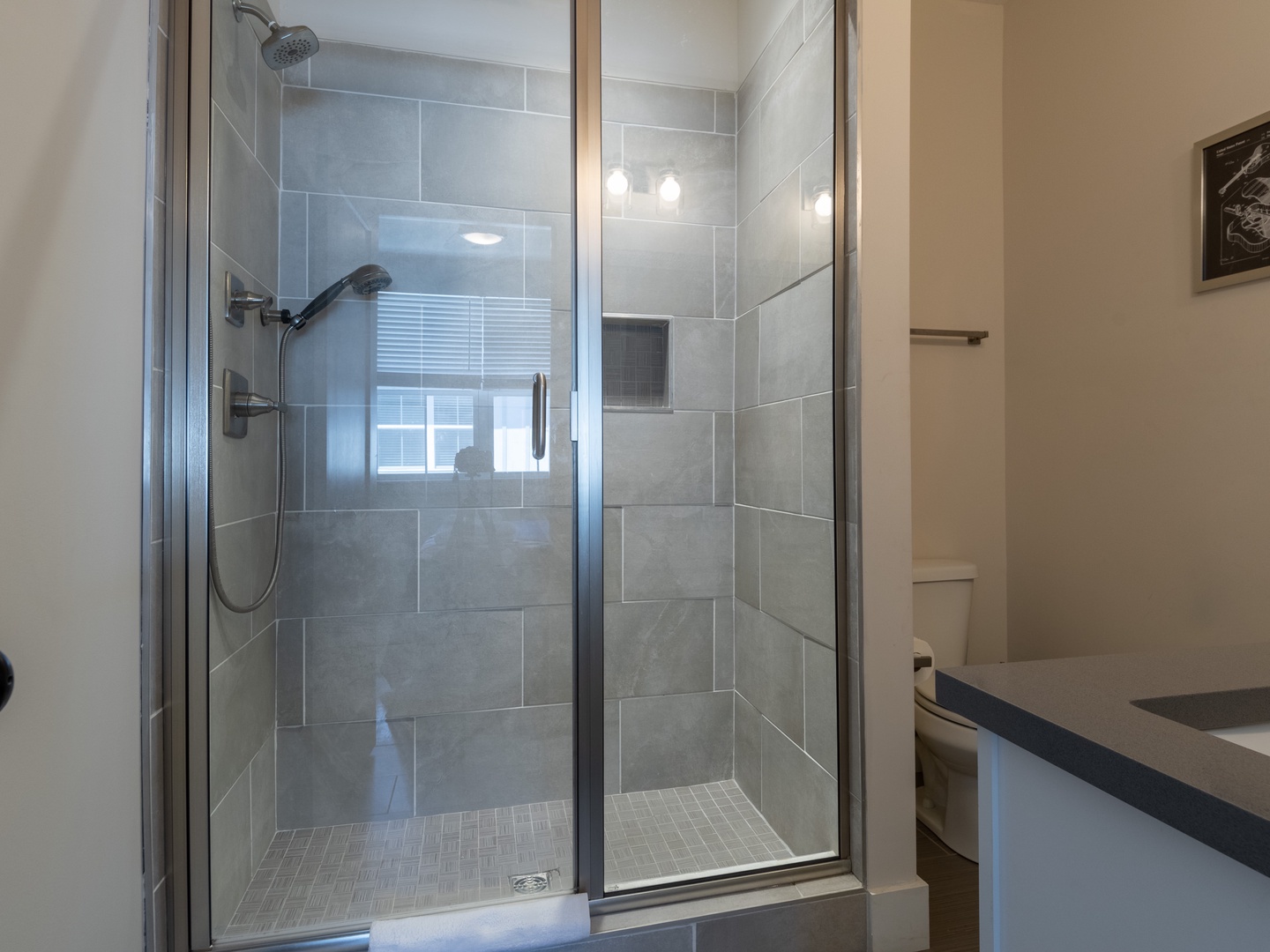 Bathroom 3 private en-suite with walk in shower (3rd floor)