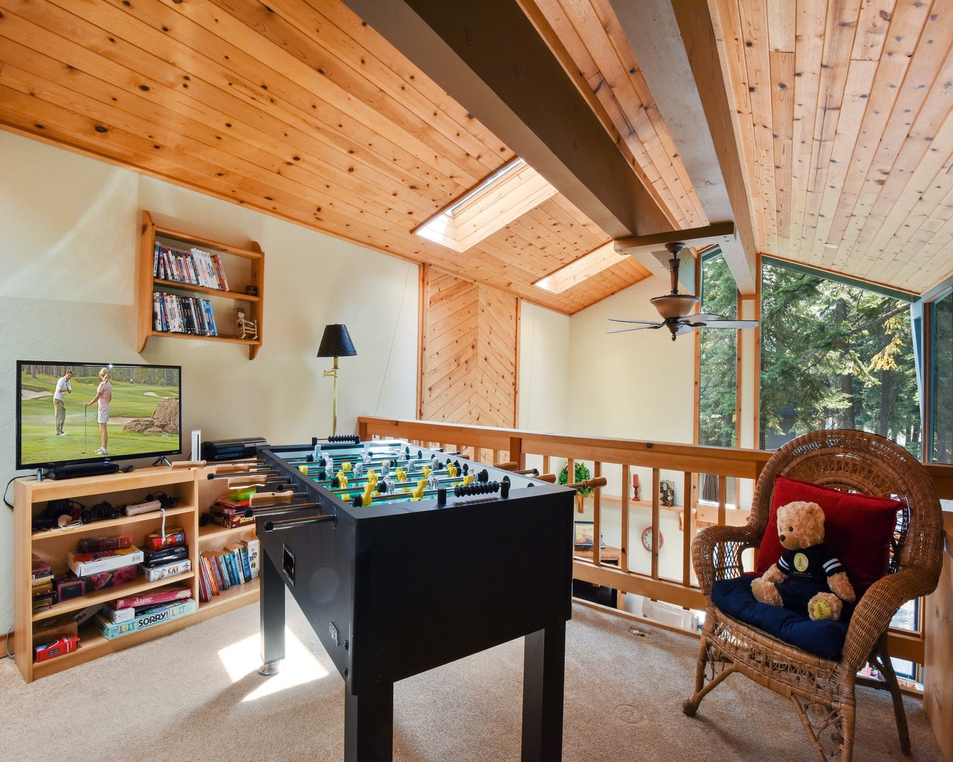 Loft/Game Room: 2 Twin beds, foosball table, Smart TV, board games