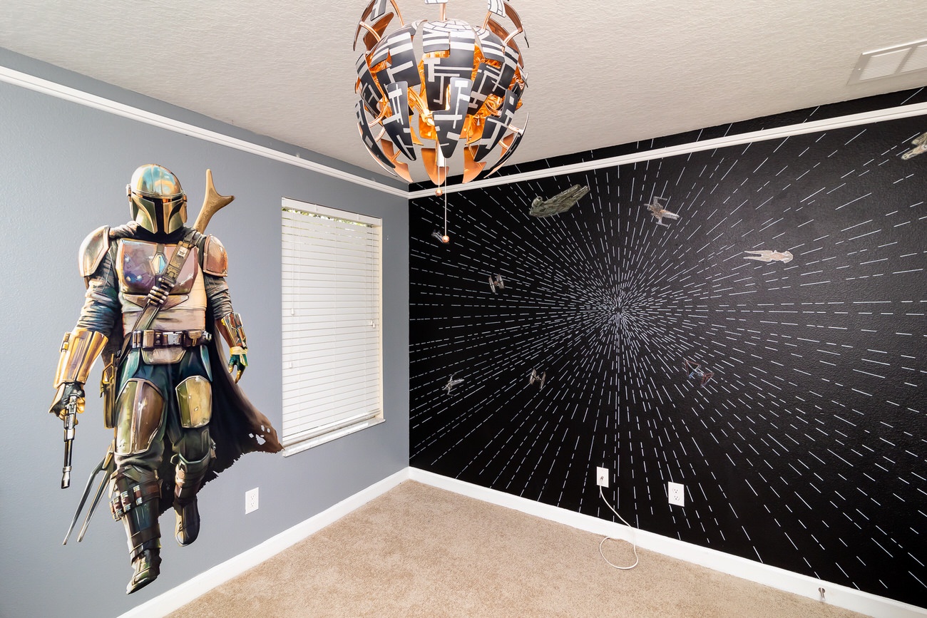 Bedroom 5 Star Wars room with Twin/Twin bunk bed + trundle (2nd floor)