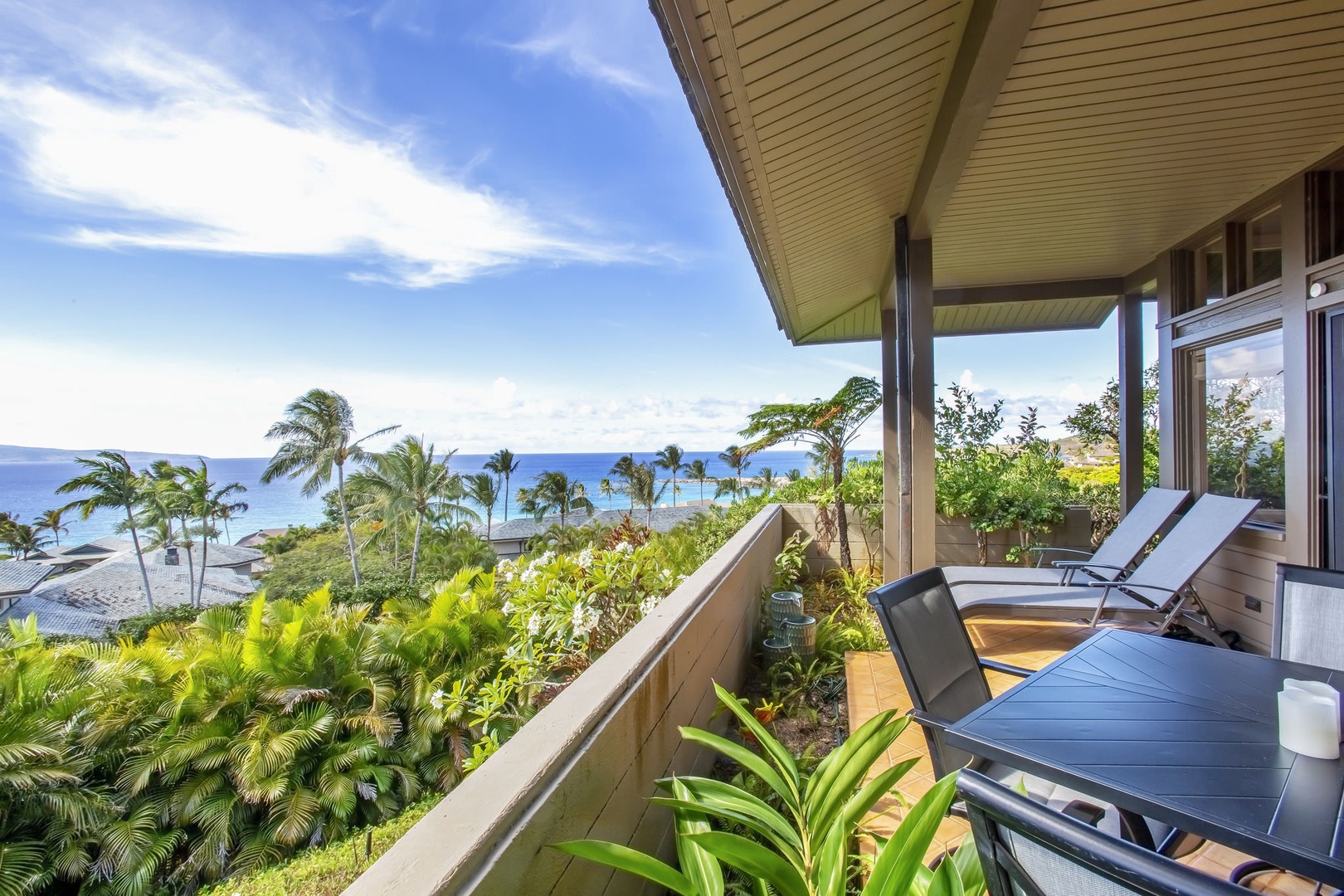 Amazing panoramic ocean views from the balcony