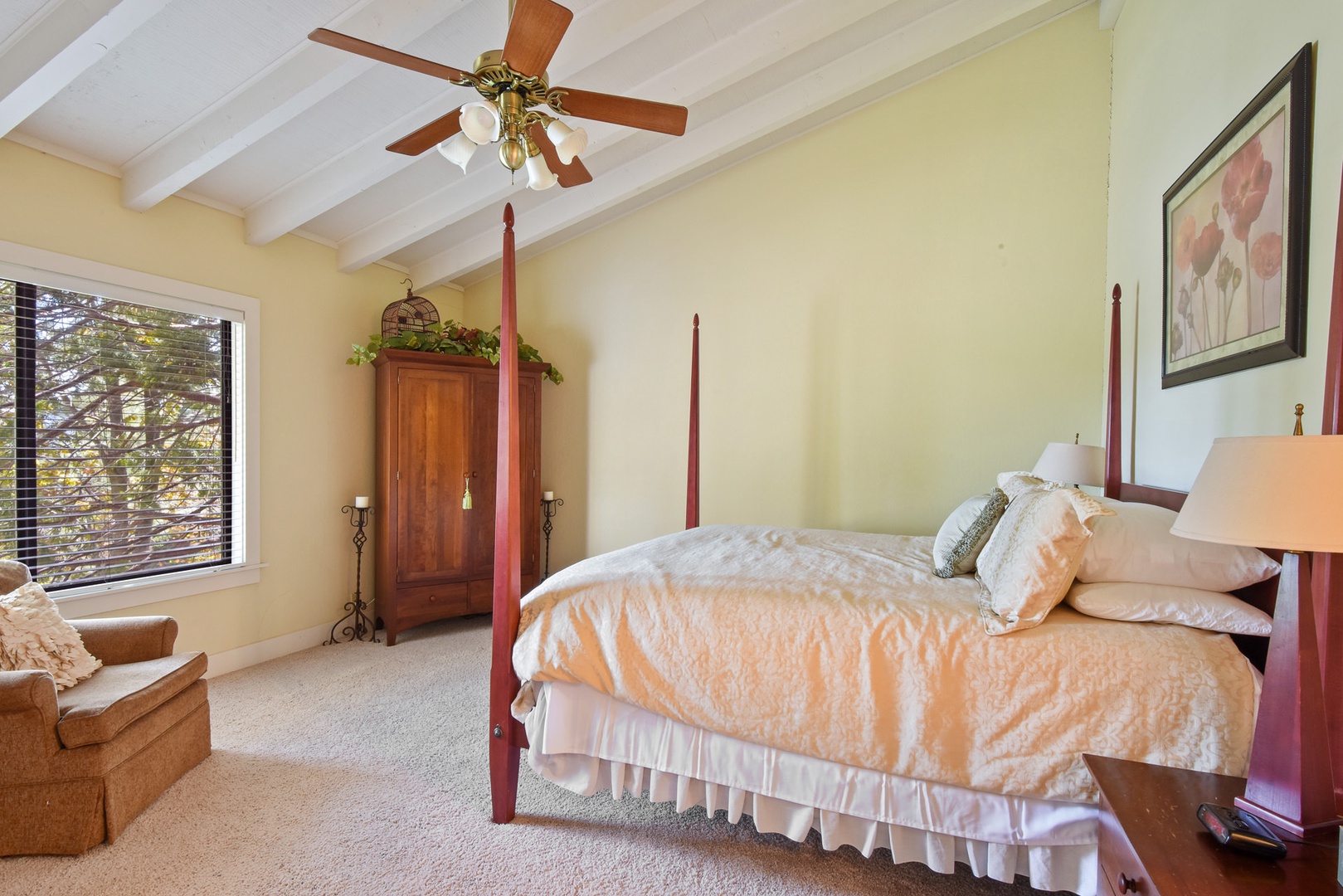 Second Floor Bedroom #4 King Bed with En-Suite
