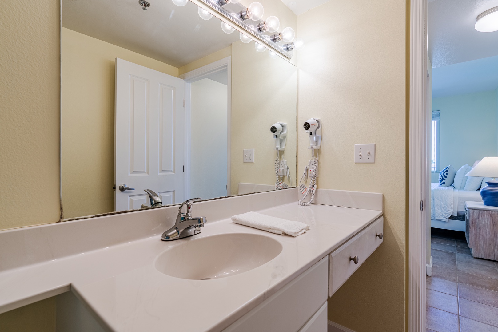 Extra vanity space to give multiple guests areas to get ready