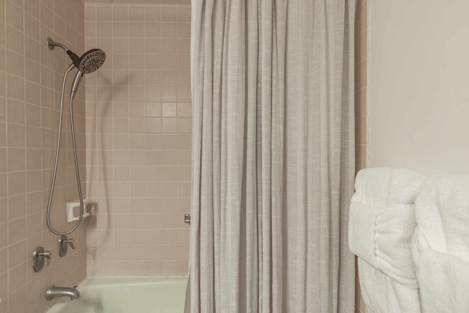Bathroom with Shower/Tub Combo