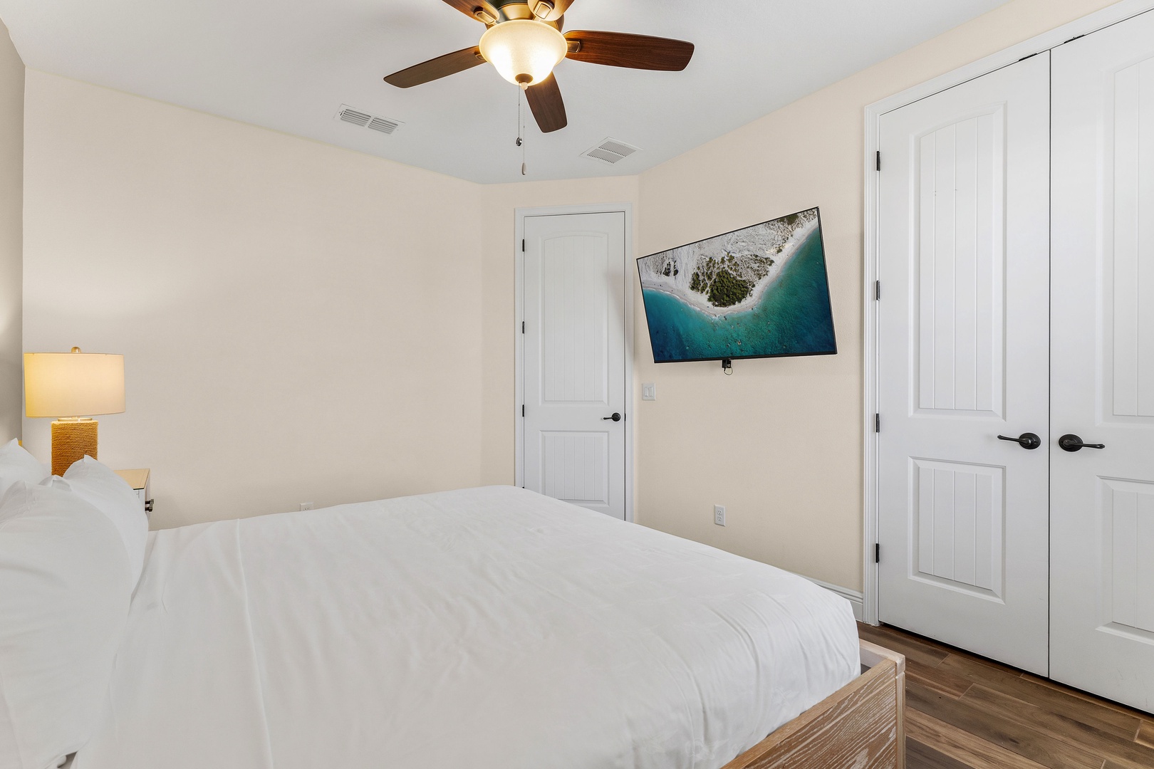 Bedroom 2 with king bed and Smart & cable TV