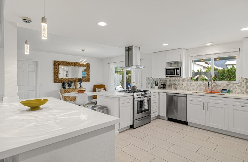 Dining and kitchen area