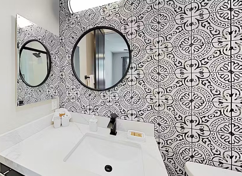 guest powder room