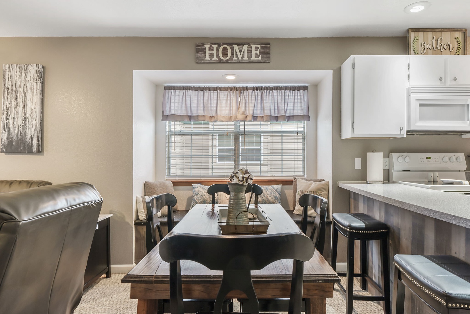 Dining table with seating for 4