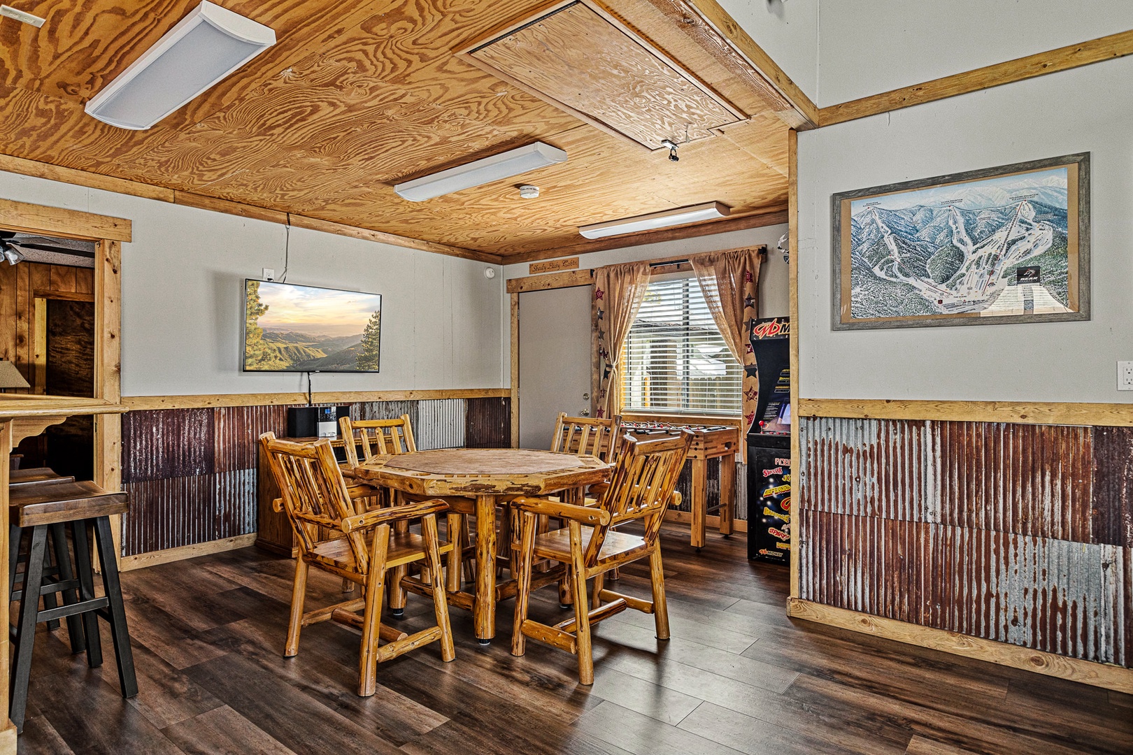 Second dining table with seating for 4